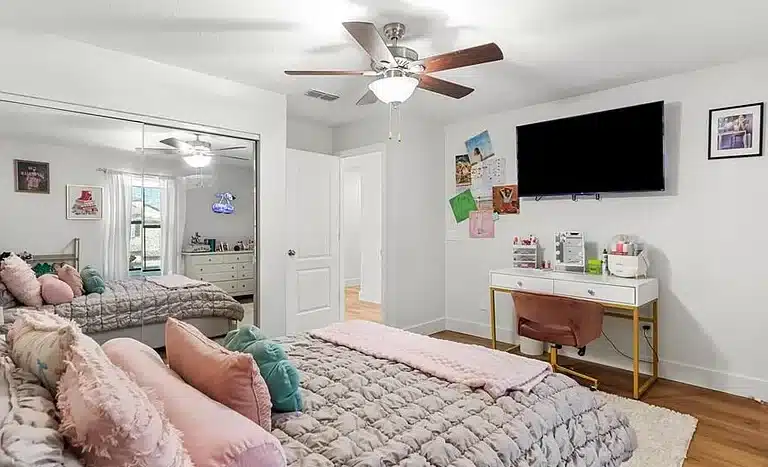 fe172ff71a6083ae94a4f67d63e5f500 cc ft 768