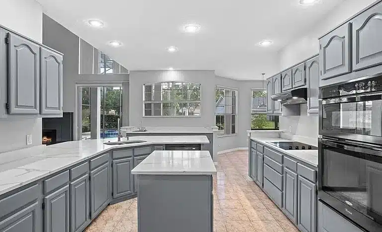 58f67349ad5e4b603eb87a5b877a6a52 cc ft 768