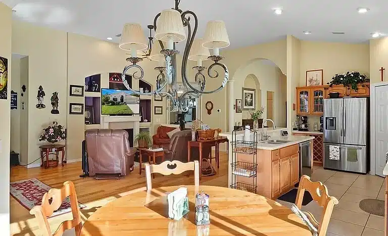 41ab23a86322210681593a099d0b868e cc ft 768