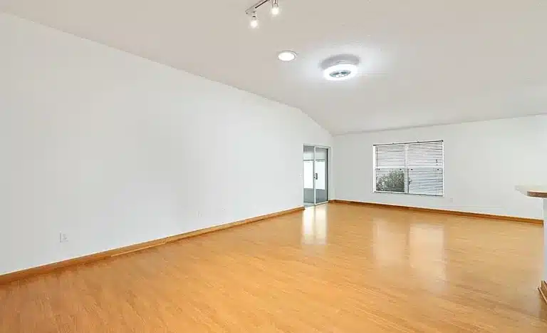 9da5e298cc33511c081e9f86a34d5cbf cc ft 768