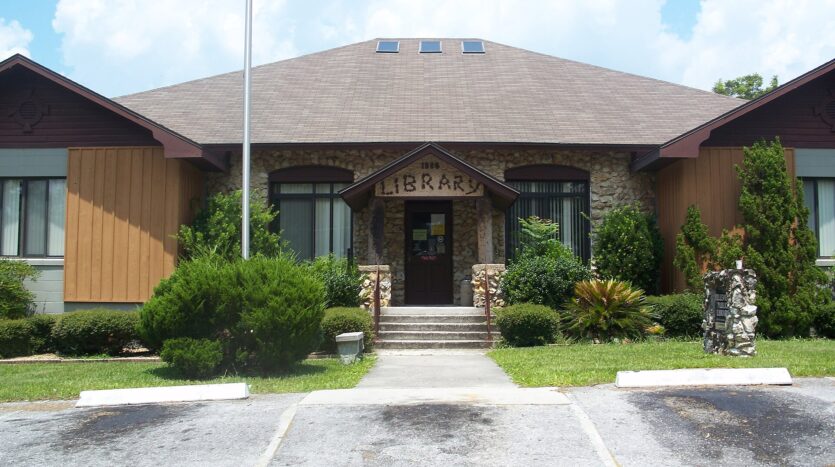 Belleview FL library01 (1)