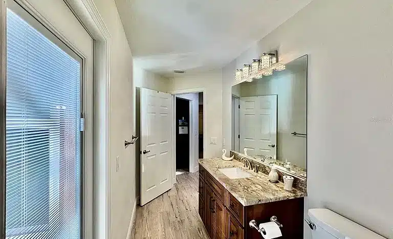 f416447a5a719d3ceb0450f991a3fce3 cc ft 768