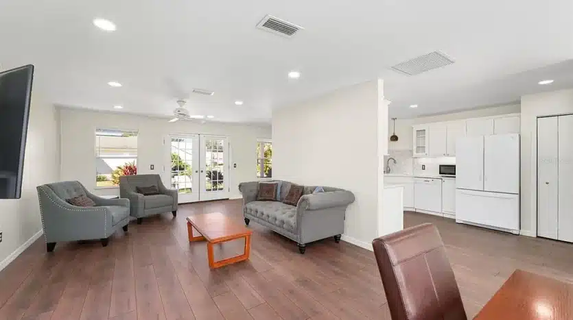 07361e3f72539e53b64d7c190058eb22 cc ft 1536