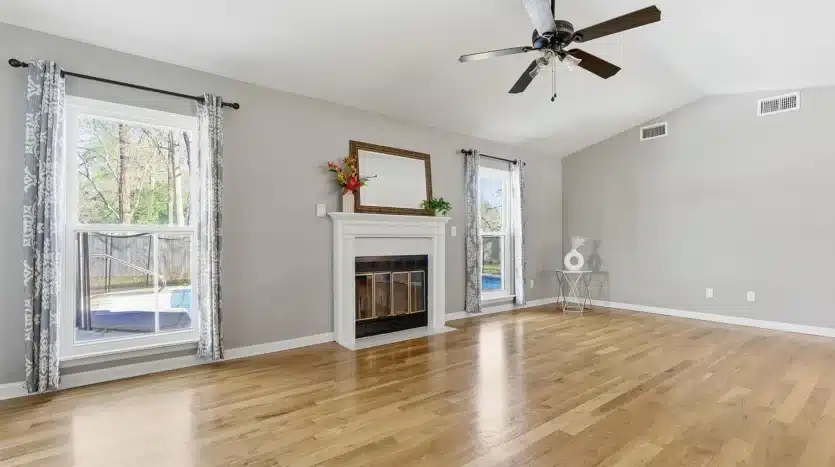 30b0dfdf53d4518ec02fd848ed4ec427 uncropped scaled within 1536 1152