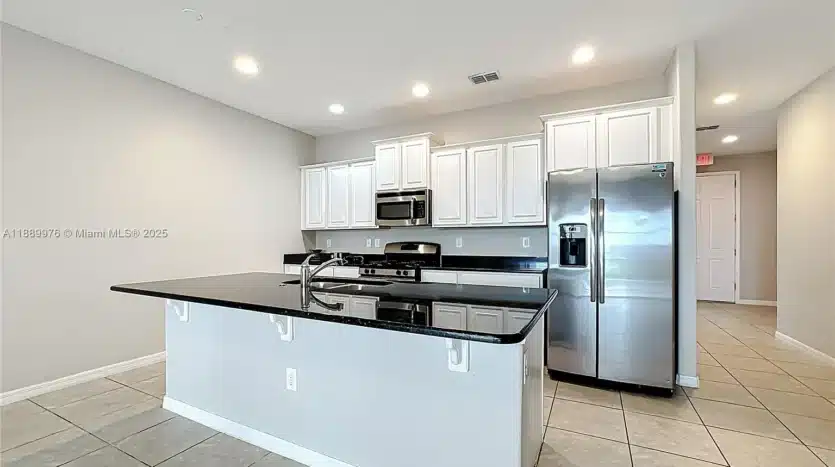 6340f6d0153b1062cc6a845214fd1b03 cc ft 1536