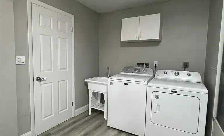 bb869cbda09274ce6b99f59e0a8eaa3f cc ft 768