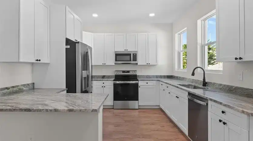 de1b0f9f553afa14f159f095820bba68 cc ft 1536