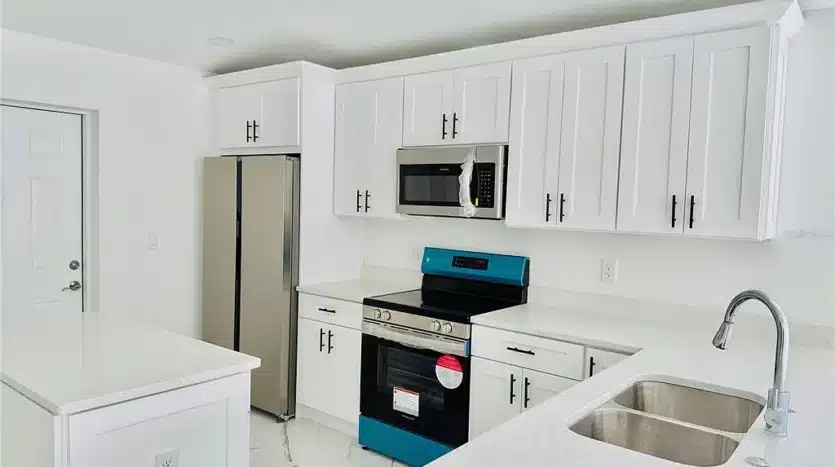 f3311ccca9e382b87f25660a9cc745a0 uncropped scaled within 1536 1152