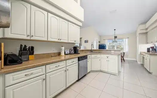 62e8174fca2faef78244f1371ce57617 cc ft 768