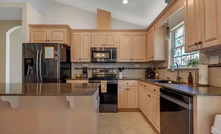 ad98ae0fbfe52721907e8fb8bd60e3e5 cc ft 768