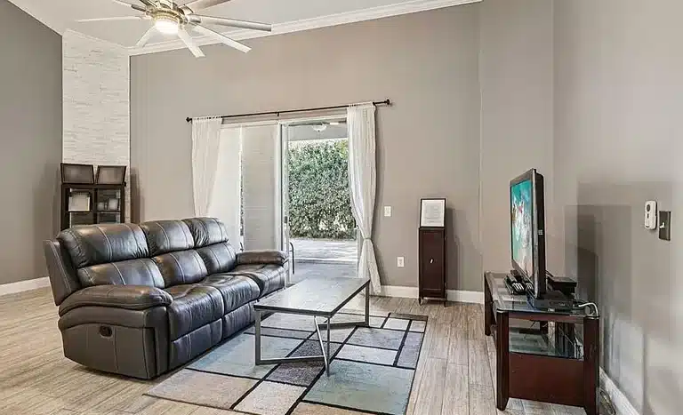 bac6a096f32daad4230ba3d19633487f cc ft 768