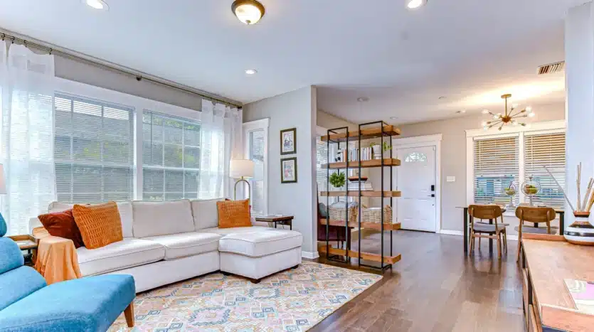 ec811c752b67a14bbf9d7004cd65fb6b sc 1920 1280