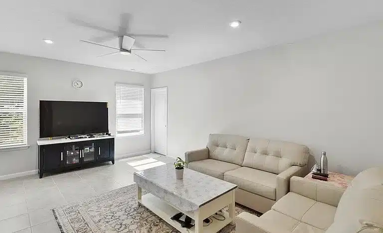 fa1c95b1baaef227a6233c95f3ef0c25 cc ft 768