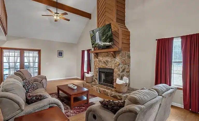 d801eb54cece516c01a468efbbdd933e cc ft 768