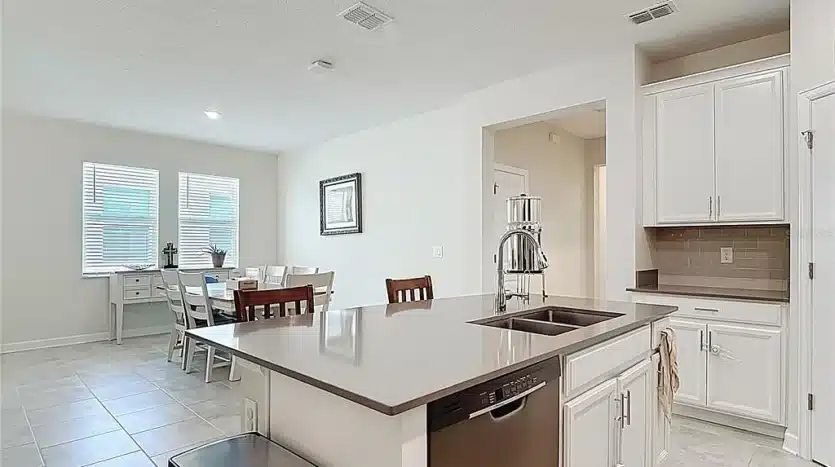 f4a719bbf29df7a923c3b91e9b4caa15 cc ft 1536